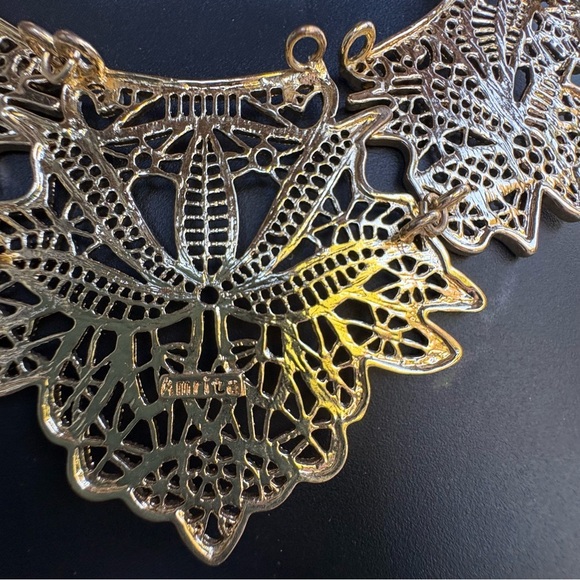 Amrita Singh Gold Filigree Necklace - Picture 11 of 16